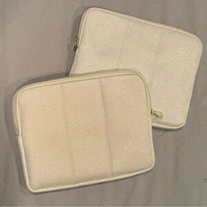 Bvlgari for Emirates toiletry bags - 2 piece set.